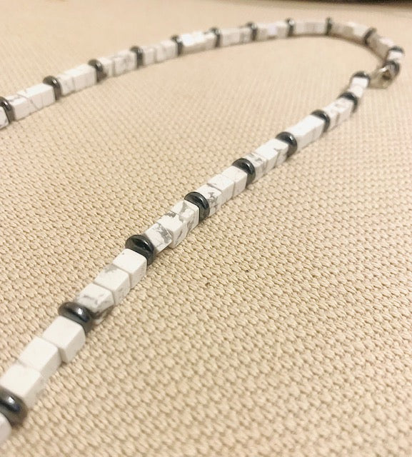 Unisex huildom kubus ketting.