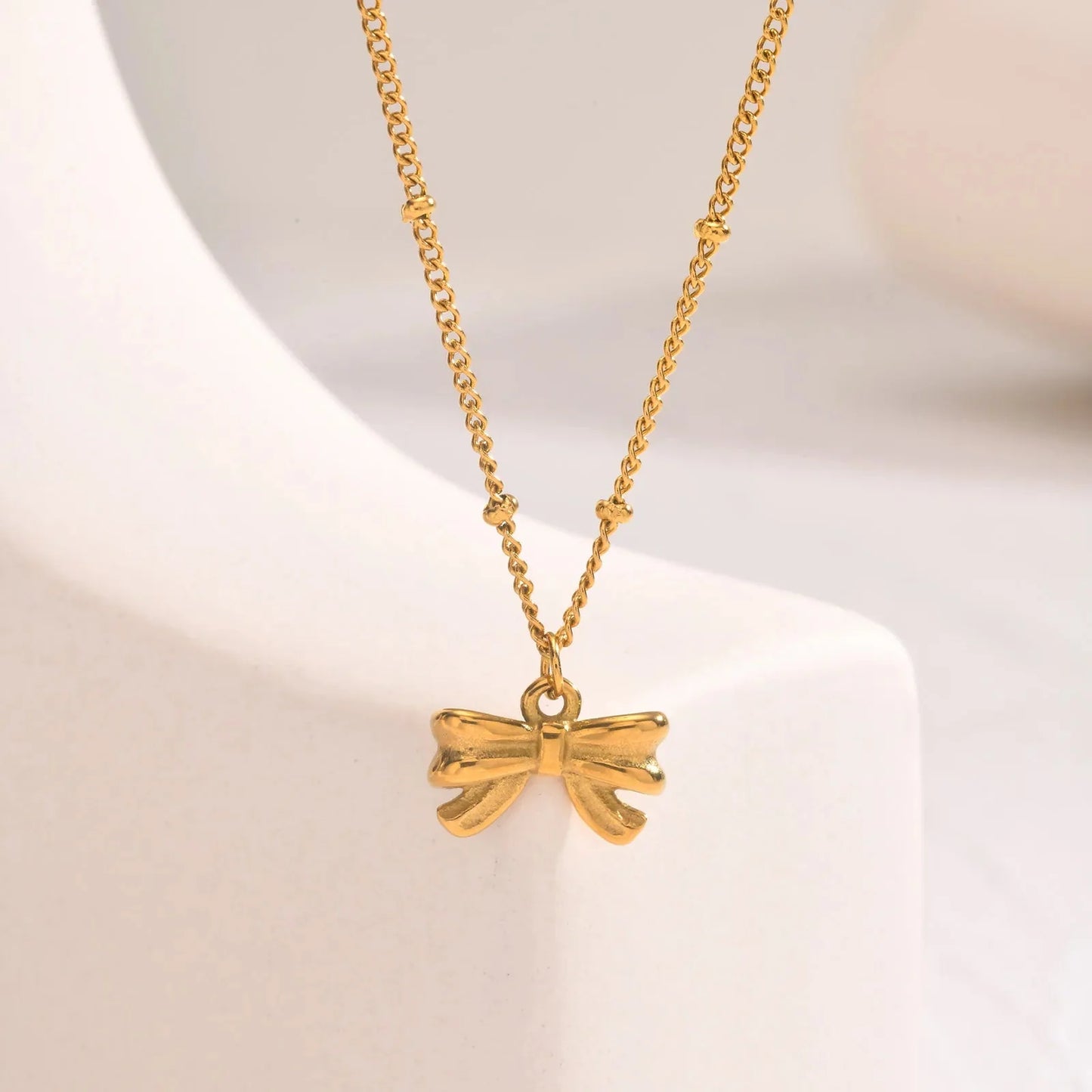 14k Dainty Feminine Bow Necklace - Veinci