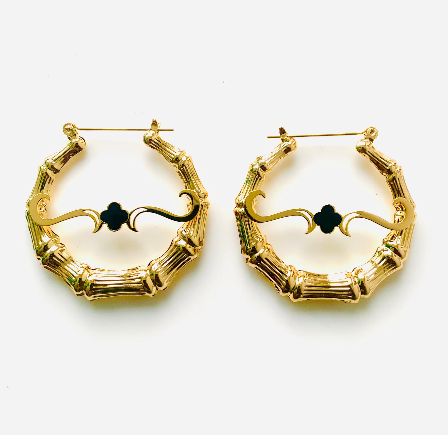 Pendientes de trébol de bambú