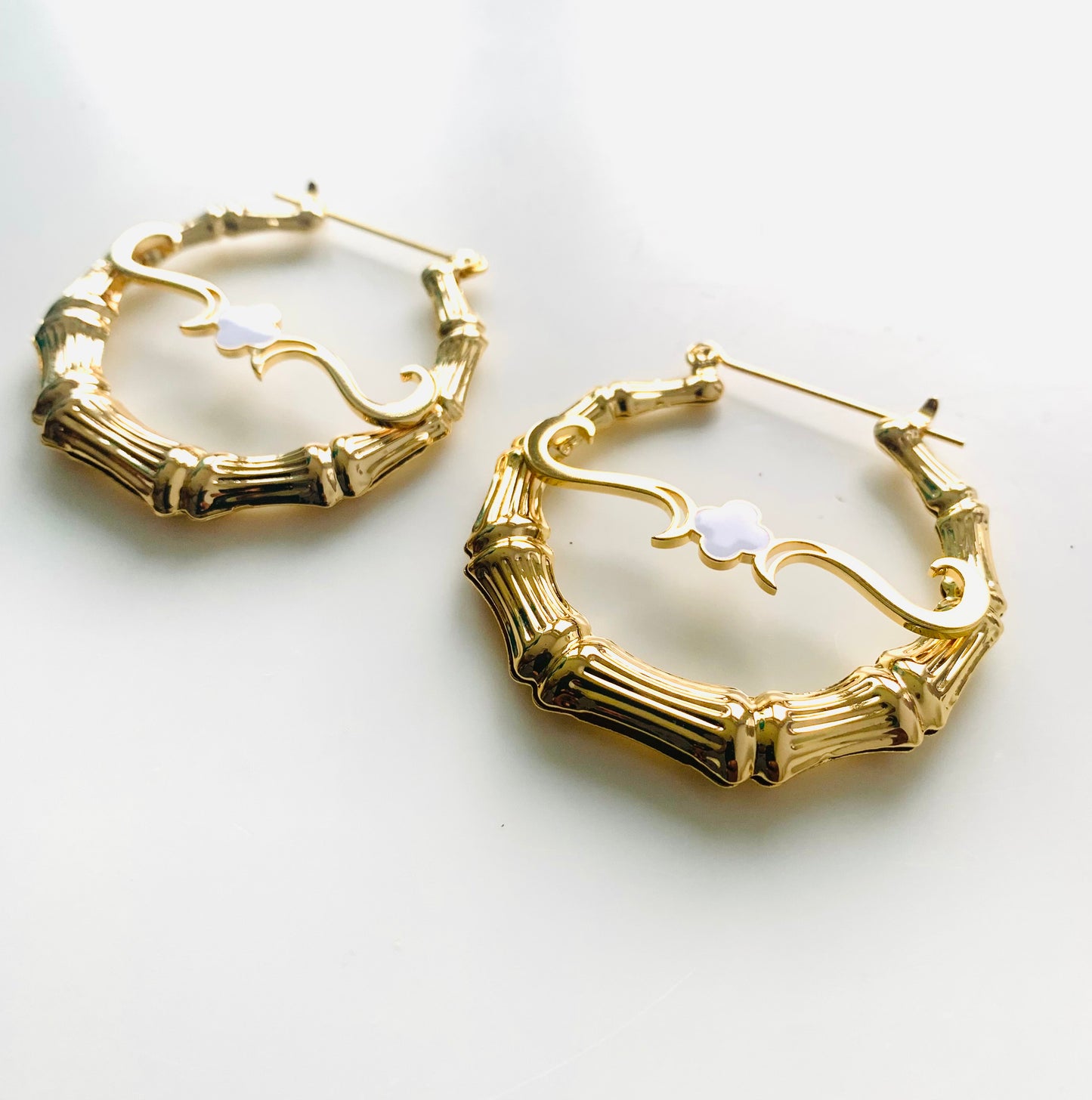 Pendientes de trébol de bambú