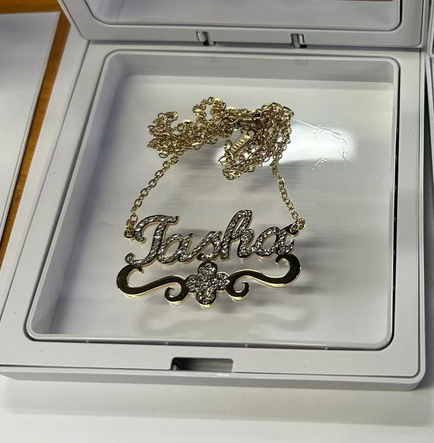 Collier de nom de trèfle