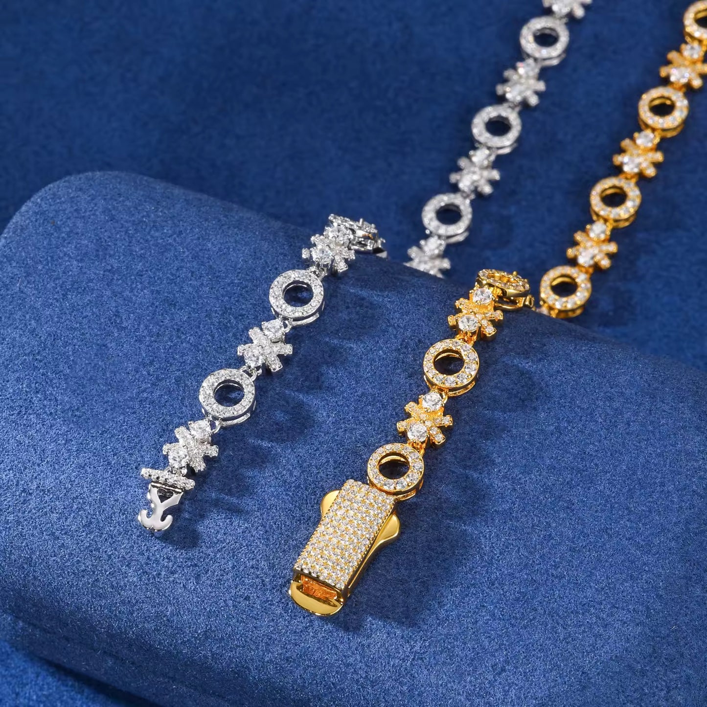 Exclusive XOXO Bracelet