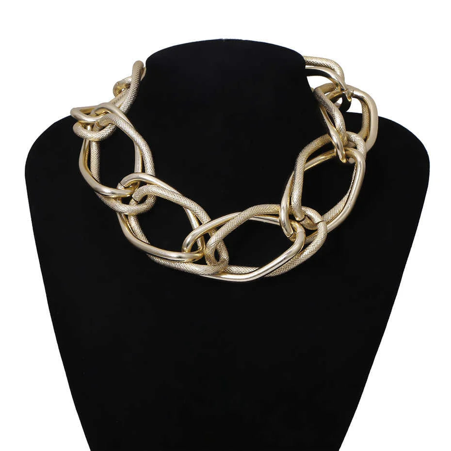 Bold Texture Contrast Geometric Chunky Necklace
