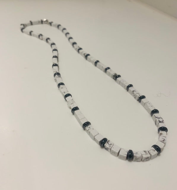 Unisex huildom kubus ketting.