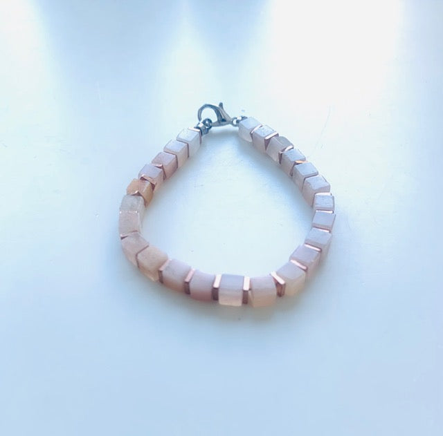 Bracelet de perle rose aventurine 4 mm