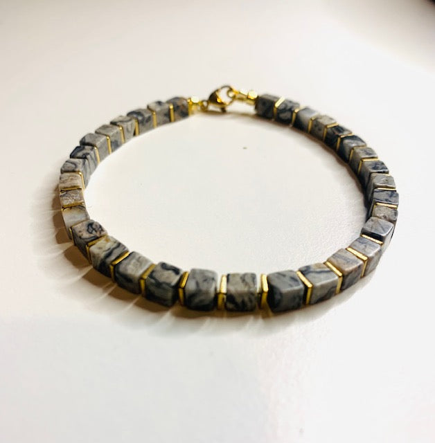 Exclusieve kaart Jasper Cube armband 4 mm