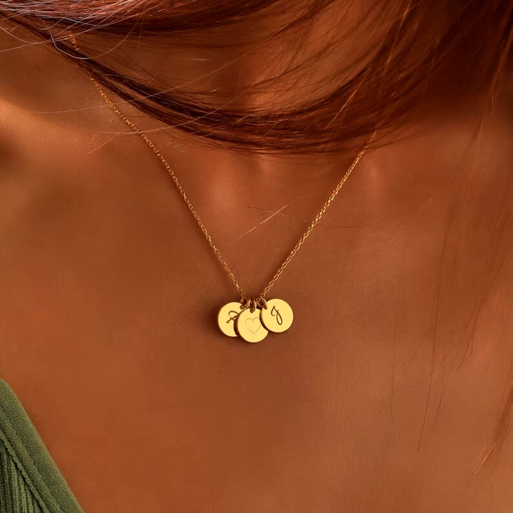 Collier initial de disque personnalisé daity