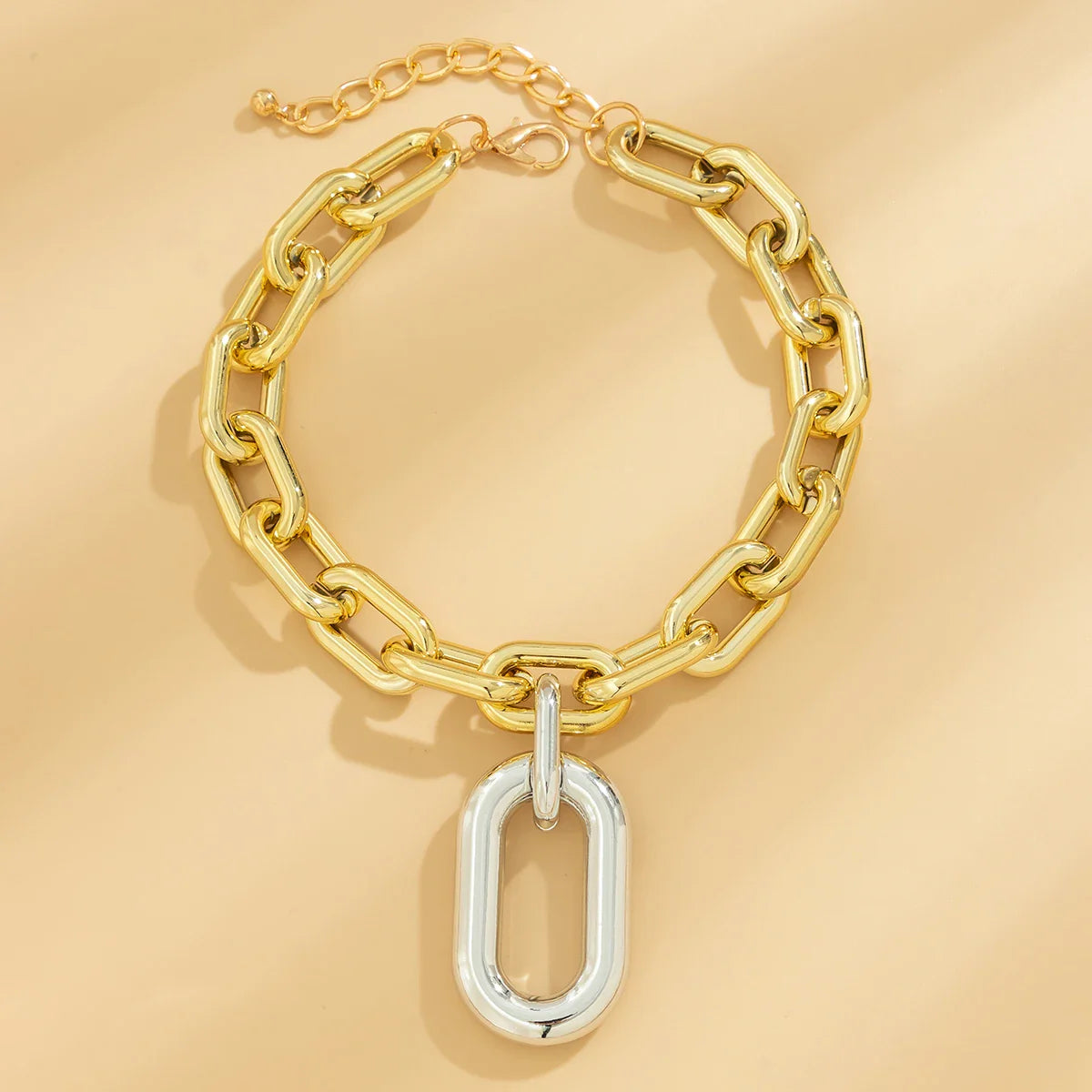 Collier gras à deux tons à deux tons