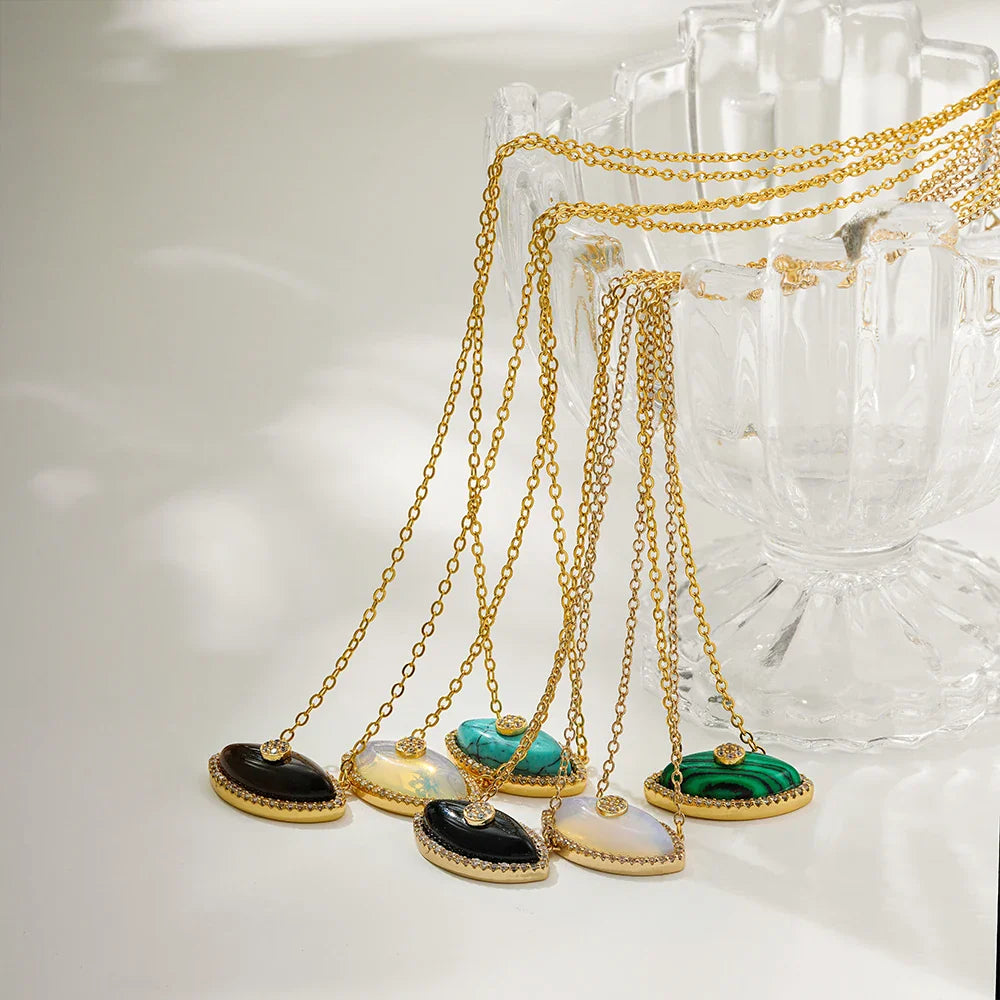 Zögere böse Eye Diamond Accent Halskette