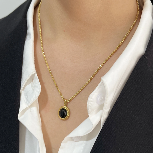 18k edelvintage inspirierte ovale Edelstein -Stein -Halskette