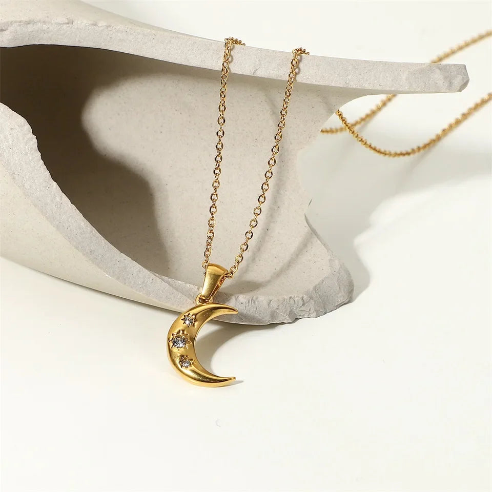 Collier de croissant de lune de 18K