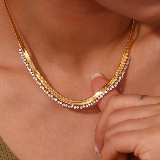 Collar de deslumbramiento de diamantes en espiga