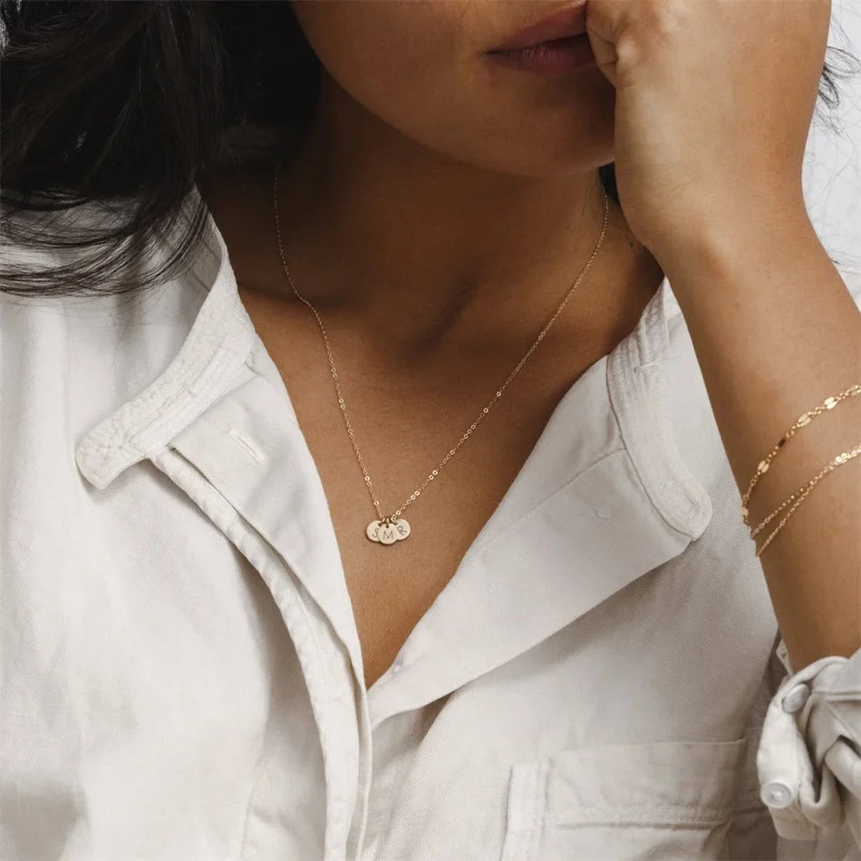 Collier initial de disque personnalisé daity