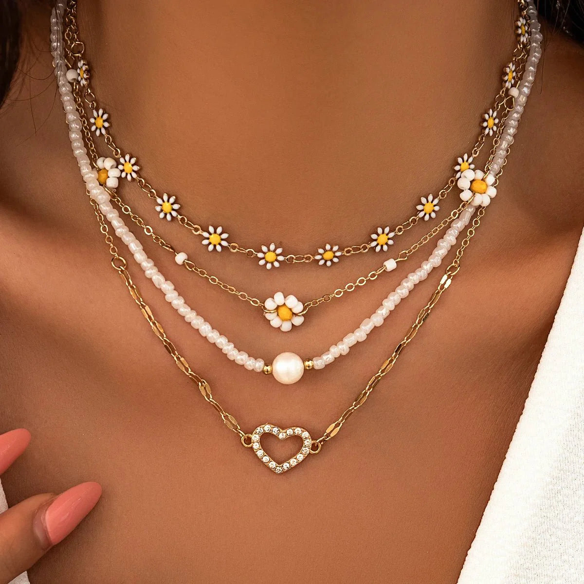 Boho Spring Daisy Necklace Stack - Veinci