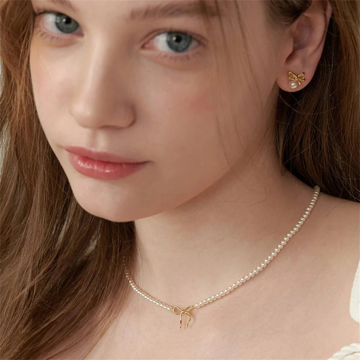 Dainty Beaded Pearl Bow Feminine Choker Necklace - Veinci