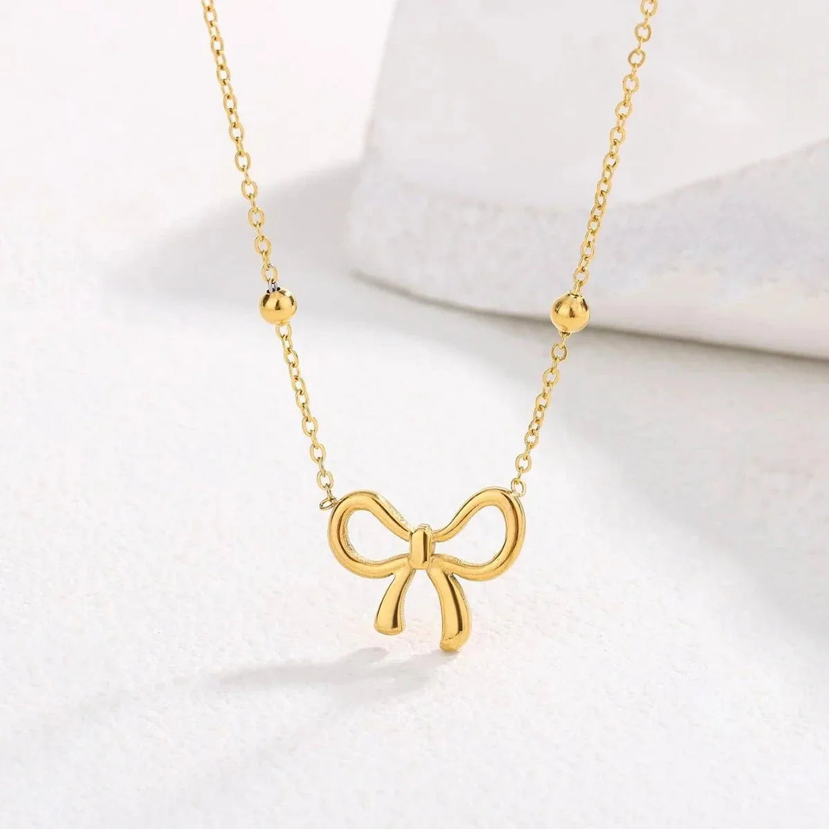 Dainty Feminine Bow Necklace - Veinci