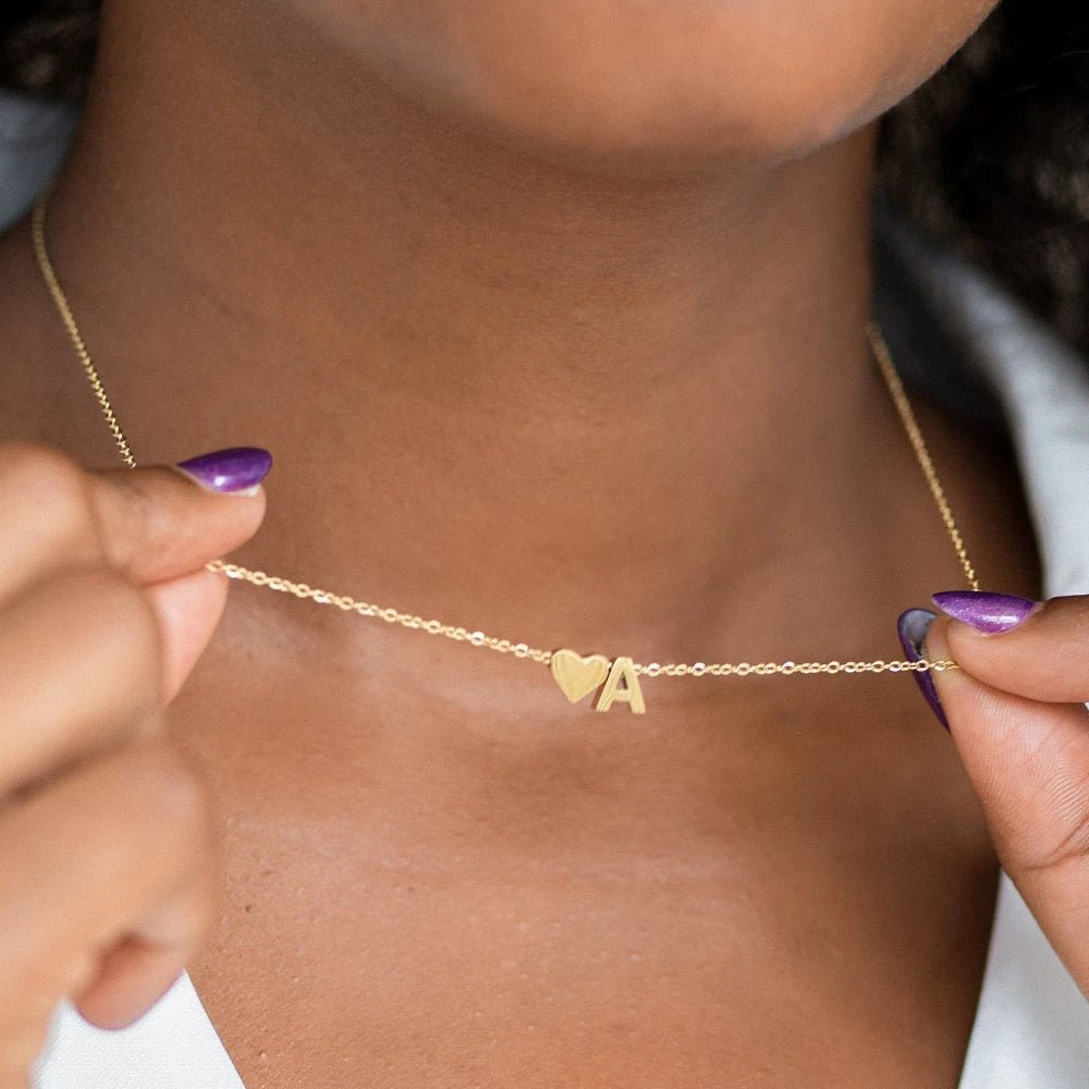 Dainty Heart Letter Initial Necklace - Veinci