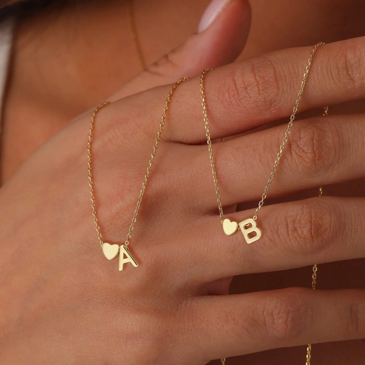 Dainty Heart Letter Initial Necklace - Veinci