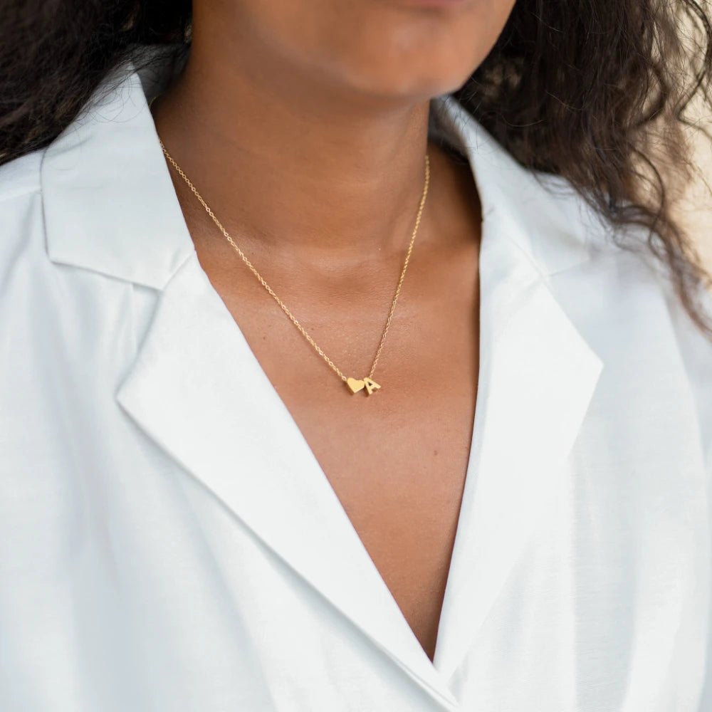 Dainty Heart Letter Initial Necklace - Veinci