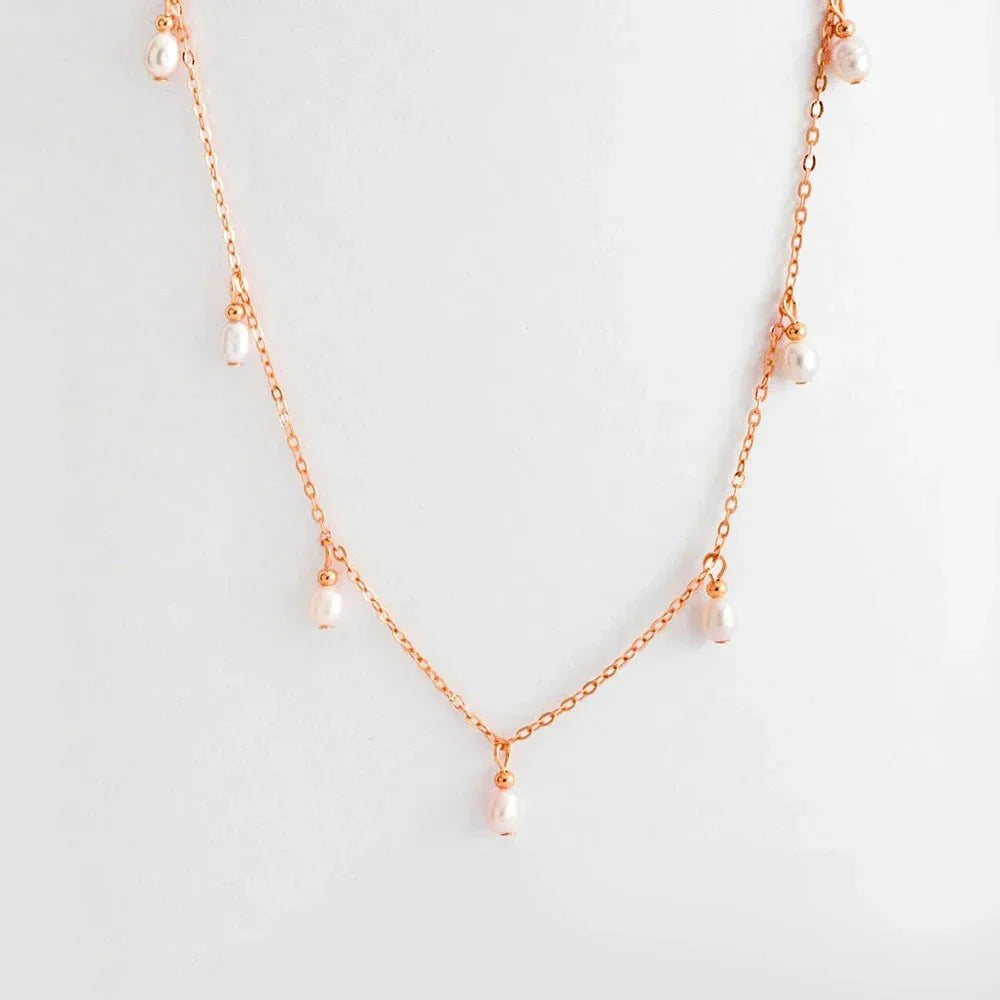 Dainty Pearl Droplets Necklace - Veinci