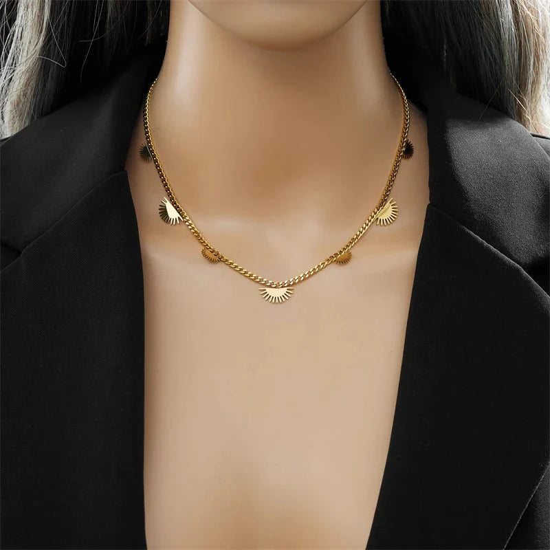 Half Sun Charm Necklace and Bracelet Set - Veinci