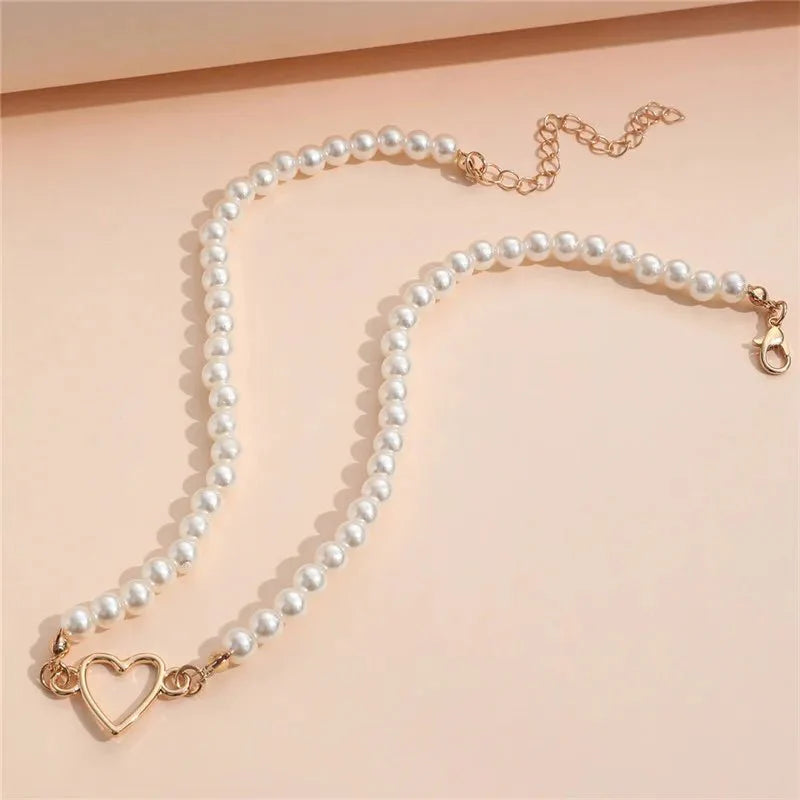 Heart Outline Pearl Choker Necklace - Veinci