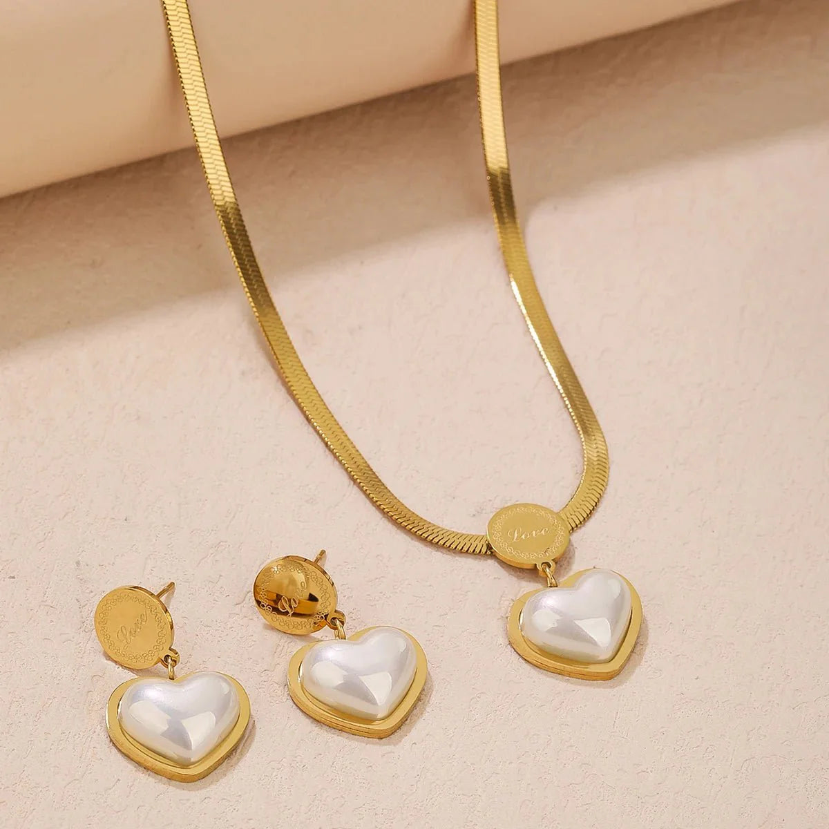Herringbone Love Heart Necklace and Earrings Set - Veinci