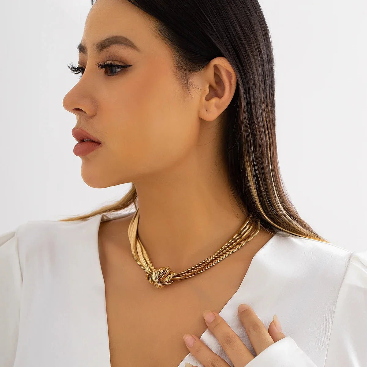 Multi Layered Chain Knot Necklace - Veinci