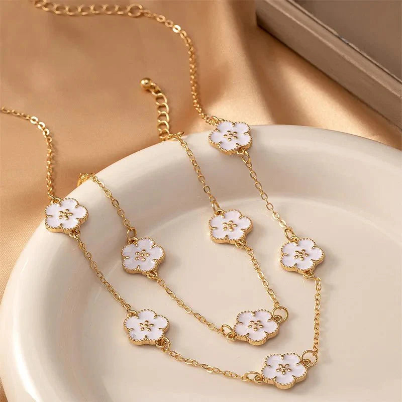White Accented Clover Necklace and Bracelet Set - Veinci