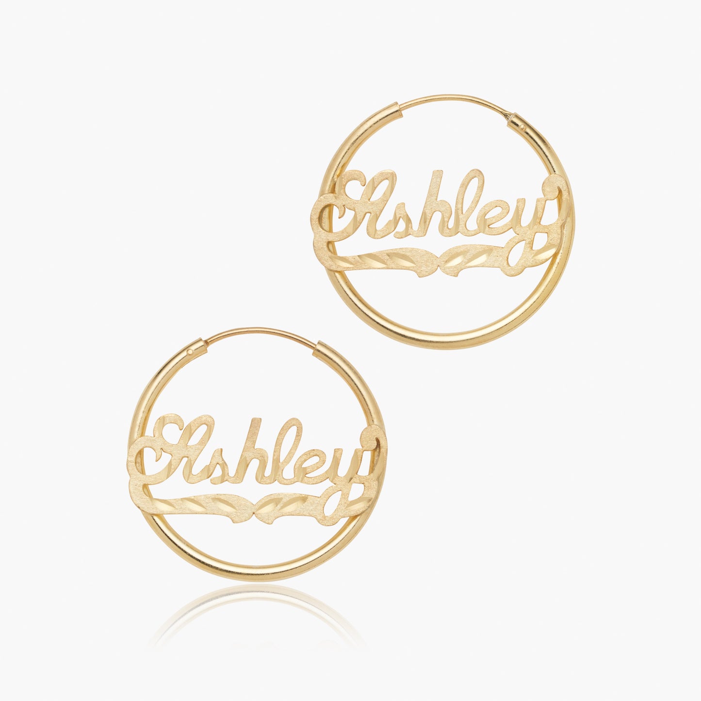 Pendientes de nombre de Kid's Mini Diamond Cut Hoop