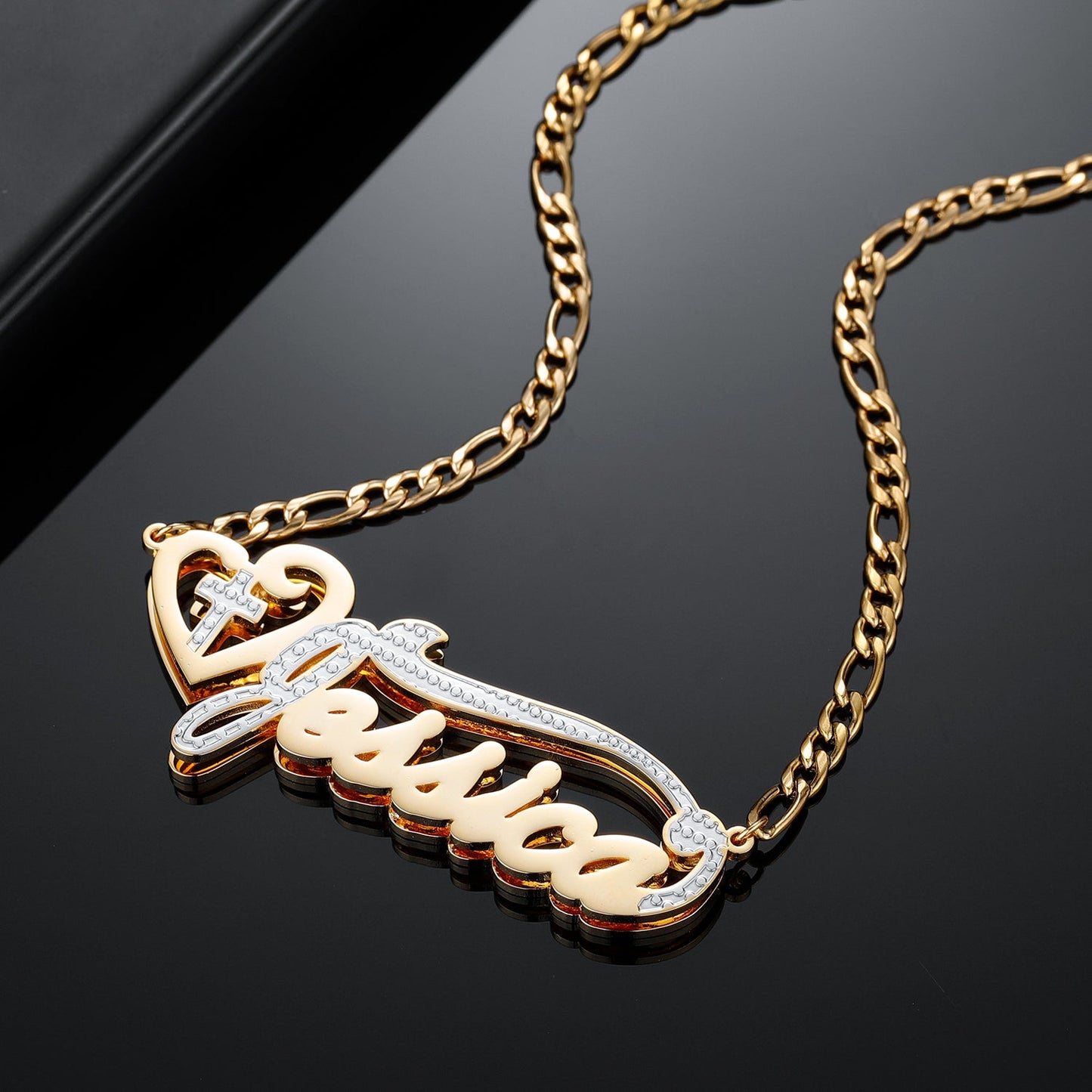 Collier de nom de coeur